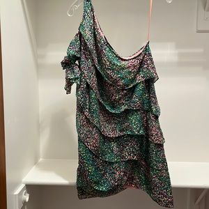 NWOT One Shoulder Tiered Dress